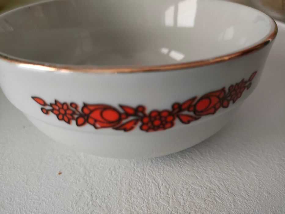 Порцеланови купички