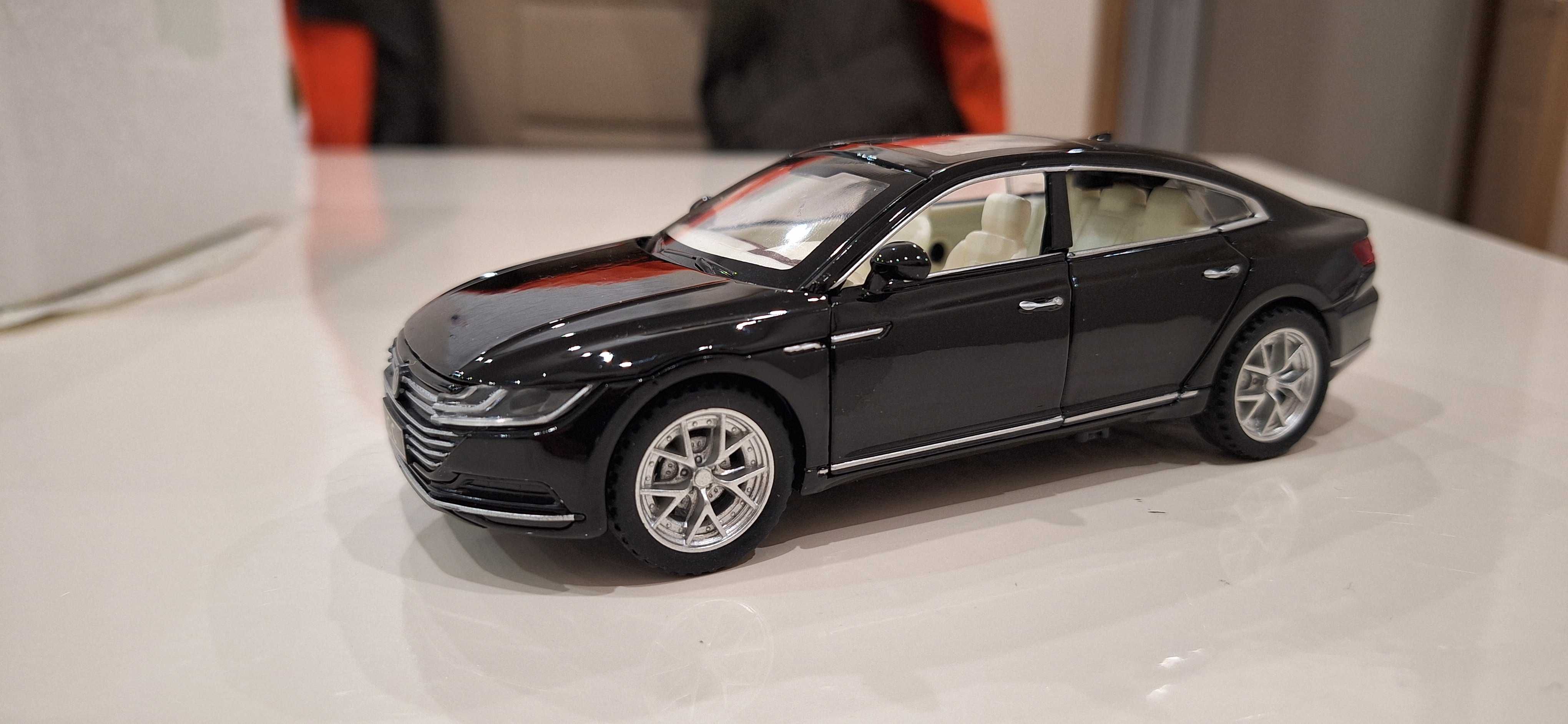 VW Arteon Артеон 1:32 отваряеми врати, капак, светещи фарове и стопове