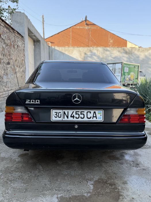Mercedes benz zaychik 1987