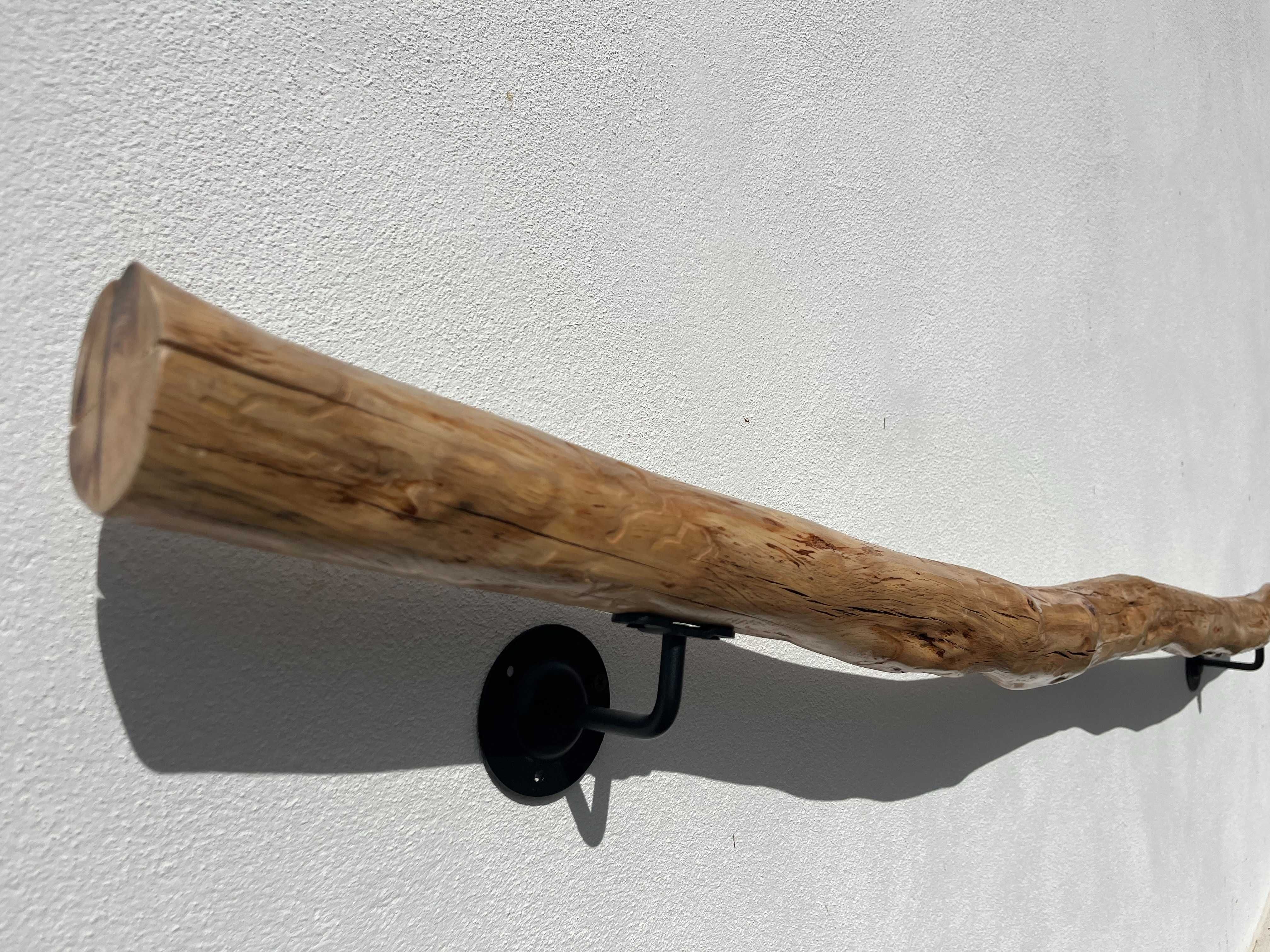 Mana curenta din lemn ( scara  / casa scarii / balustrada / rustic )