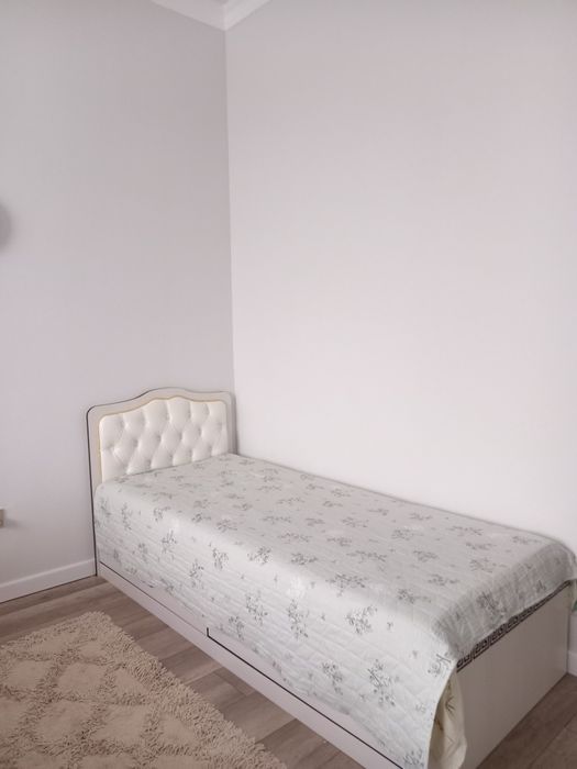 Продам кровать б/у