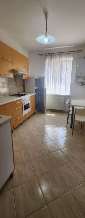 Inchiriez Garsonieră Centru Brasov