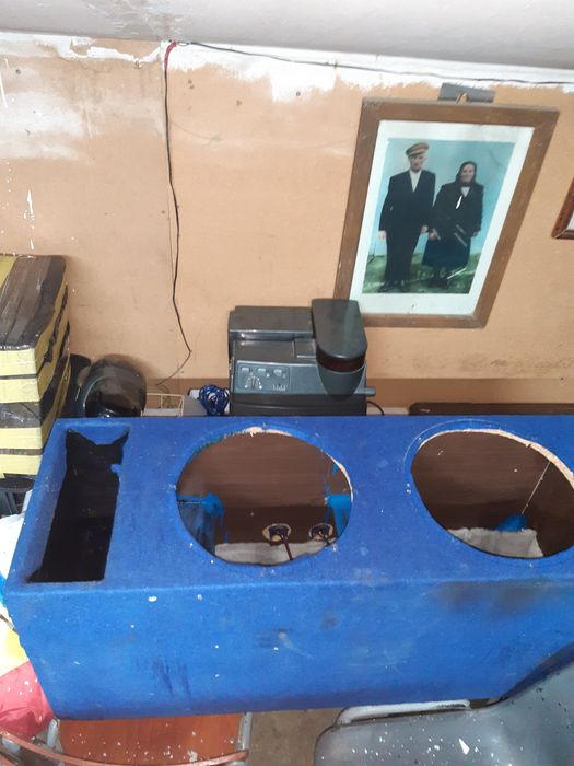 Amplificator auto ground zero și incinta ptr difuzoare de 28 cm