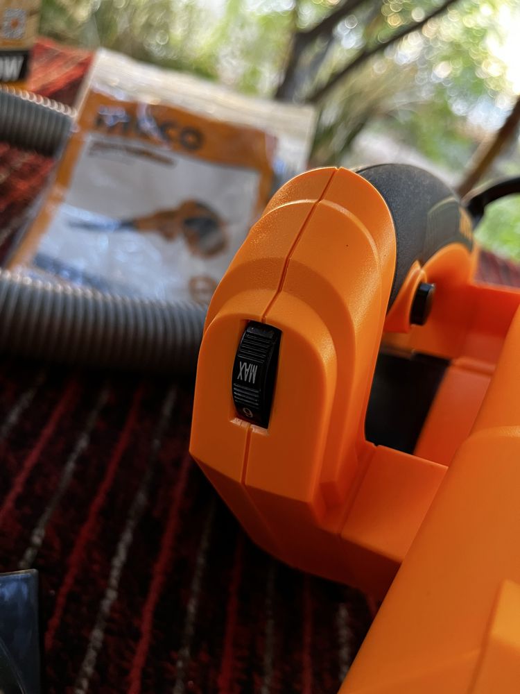 Турбосушка+пылесос 2таси бирда 800W ineco