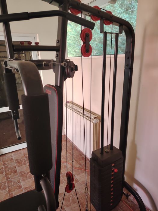 Aparat multifunctional fitness, greutati incluse.