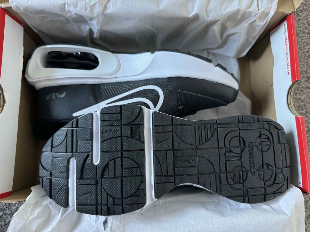 Маратонки Nike Air Max Interlock