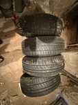 Продам летнюю  резину Pirelli 185/60/ R15 комплект