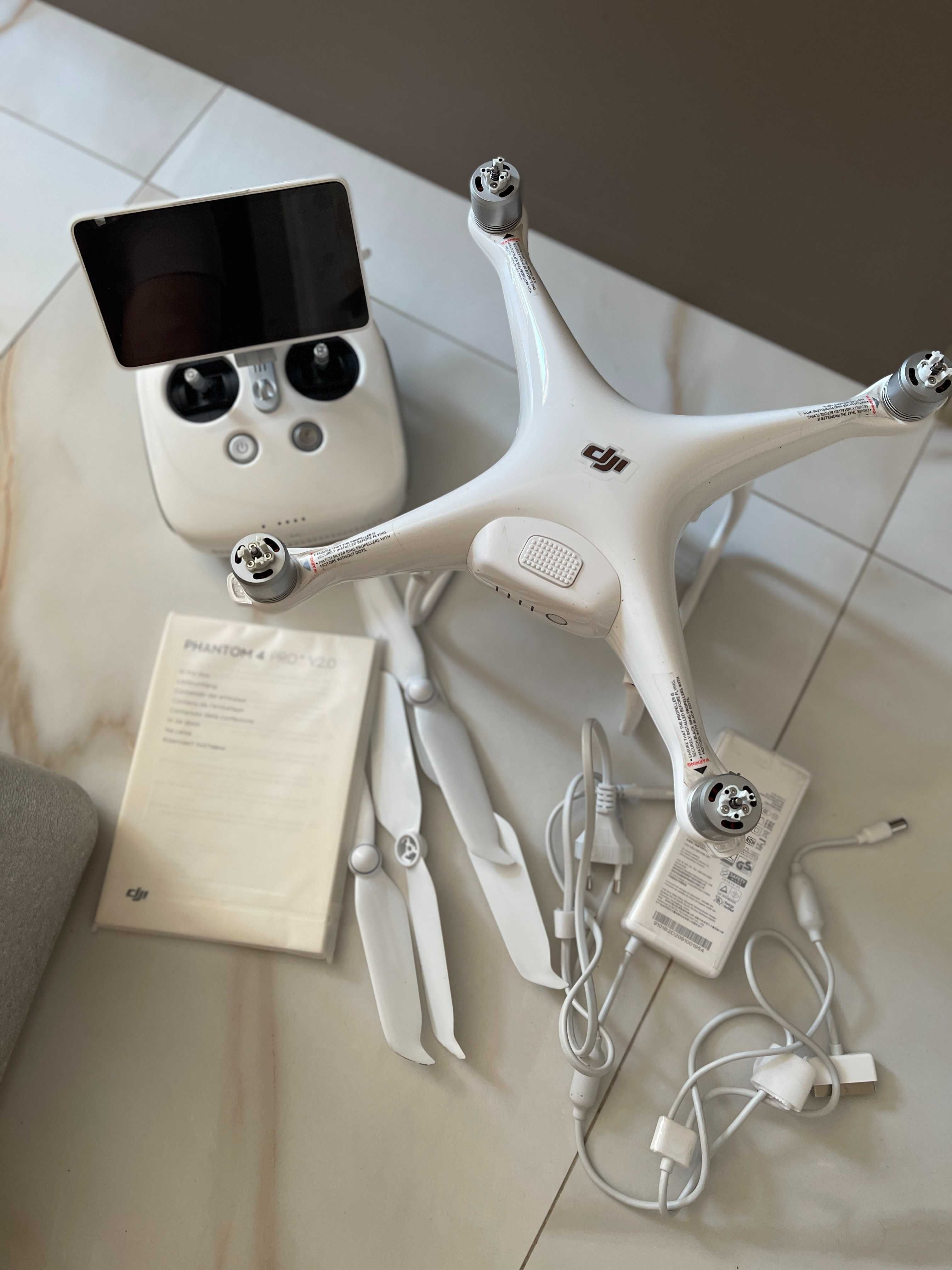 Продавам Дрон DJI Phantom 4 Pro+ V2.0