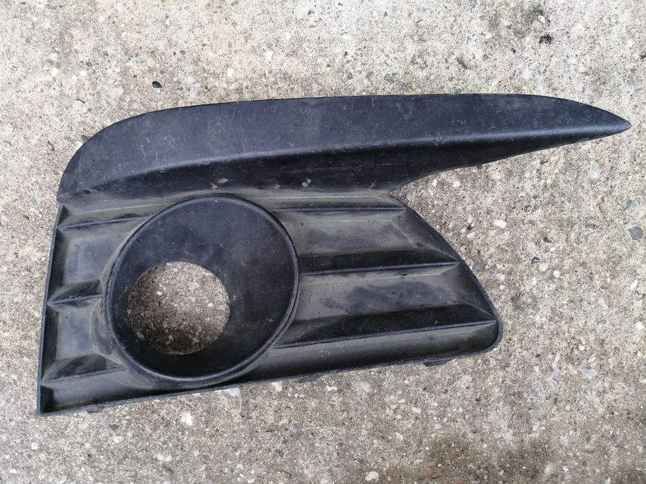 grile din bara Opel Vectra C facelift 50 lei