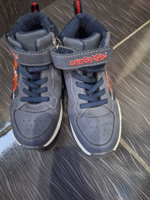 Боти запмомче 28 ш 29 номер