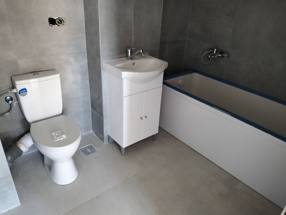 Apartament 3 camere Miroslava Family Market