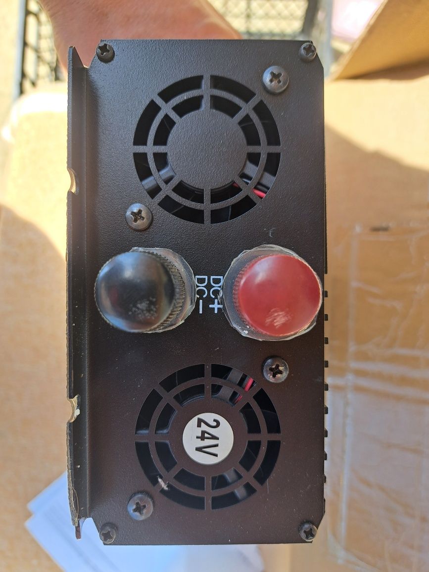 Invertor 12V 1000W și 24V 5000W