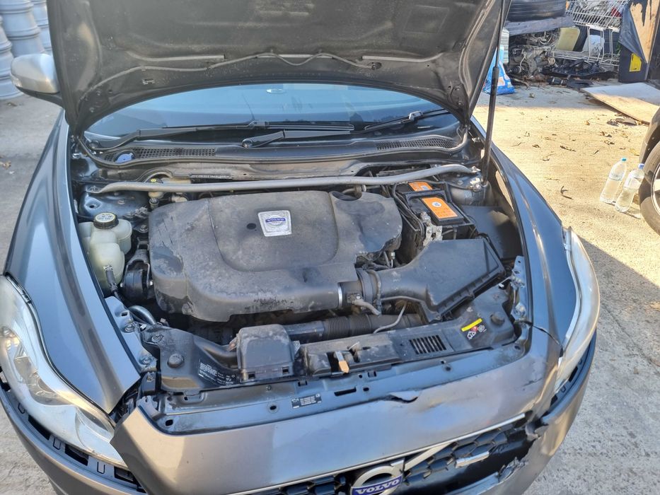 Accesorii OEM si piese auto SH Volvo C30 D4 an 2011