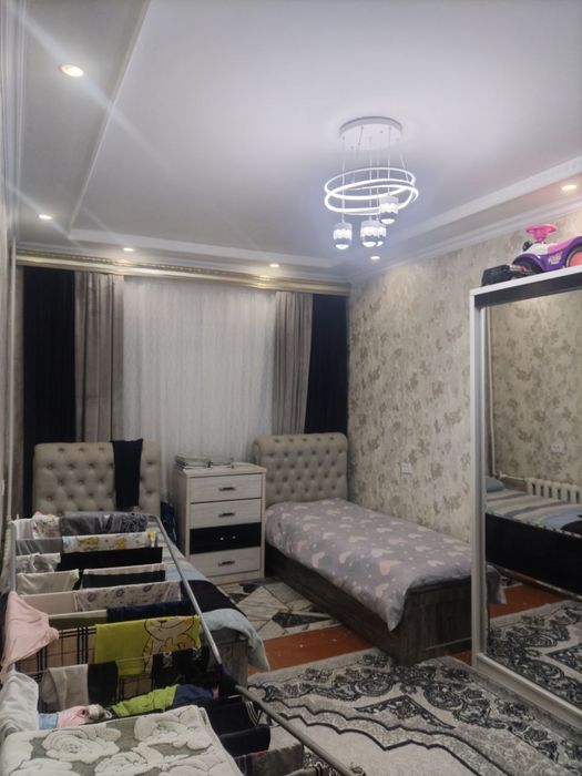 Чирчик 10 м/р Карвон 3х 78кв/м 54.000$ Бош толов ва Паспорт бн Ипотека