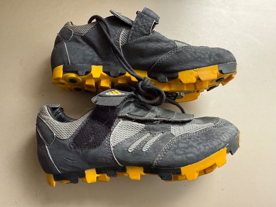 Incaltaminte bicicleta/ciclism Adidas nr 36,5 pantofi mountain bike
