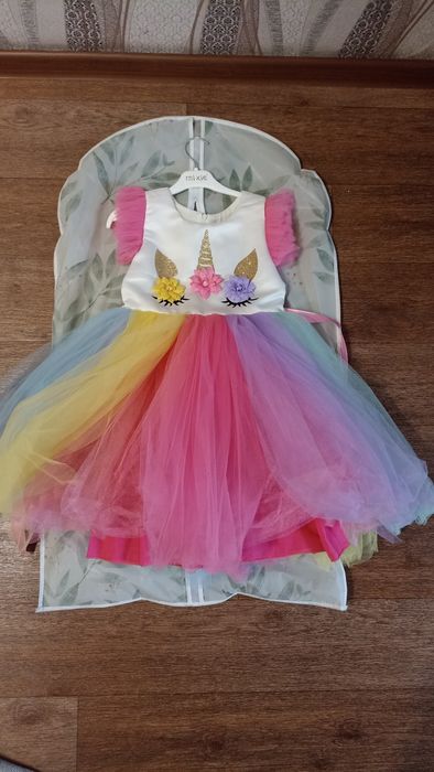 Продам красивое платье