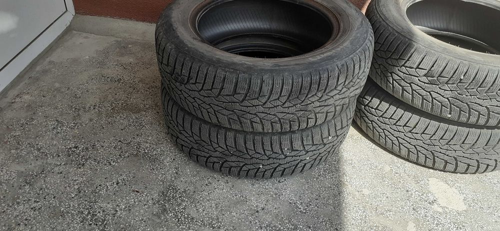 4 бр. зимни гуми NOKIAN - 185/65R15 88T