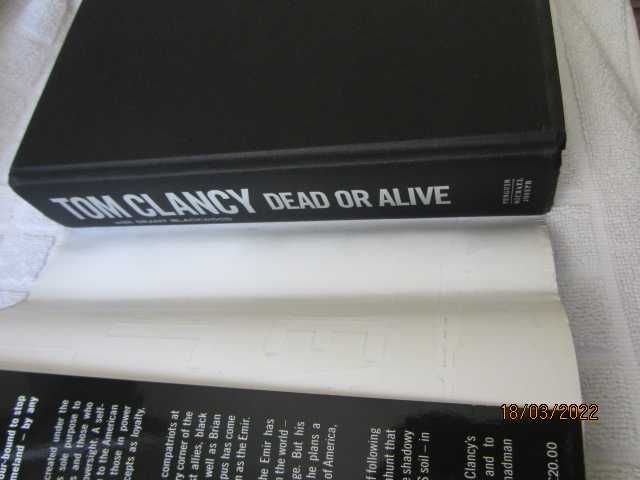 Книга на английски език - Мъртъв  или жив