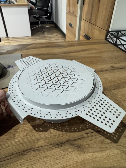 Кронштейн для яндекс станции и пожарных датчиков сигнализации