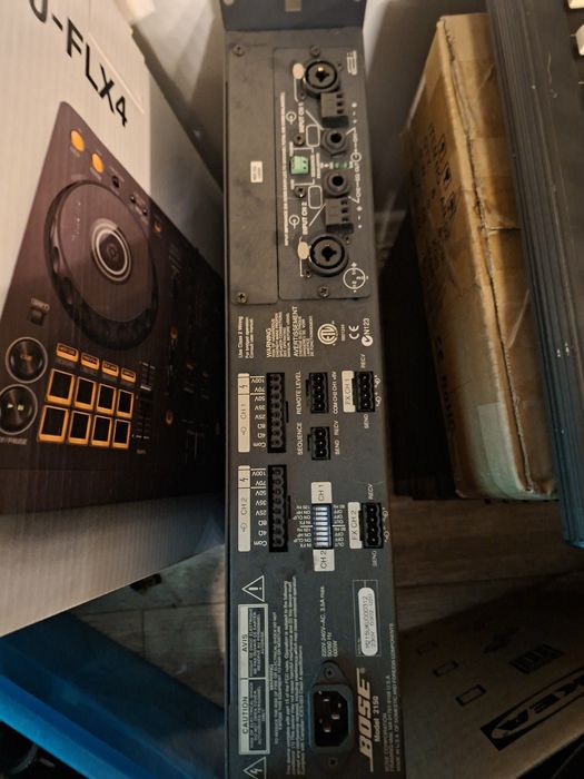 Amplificator comercial Bose 2150 professional
