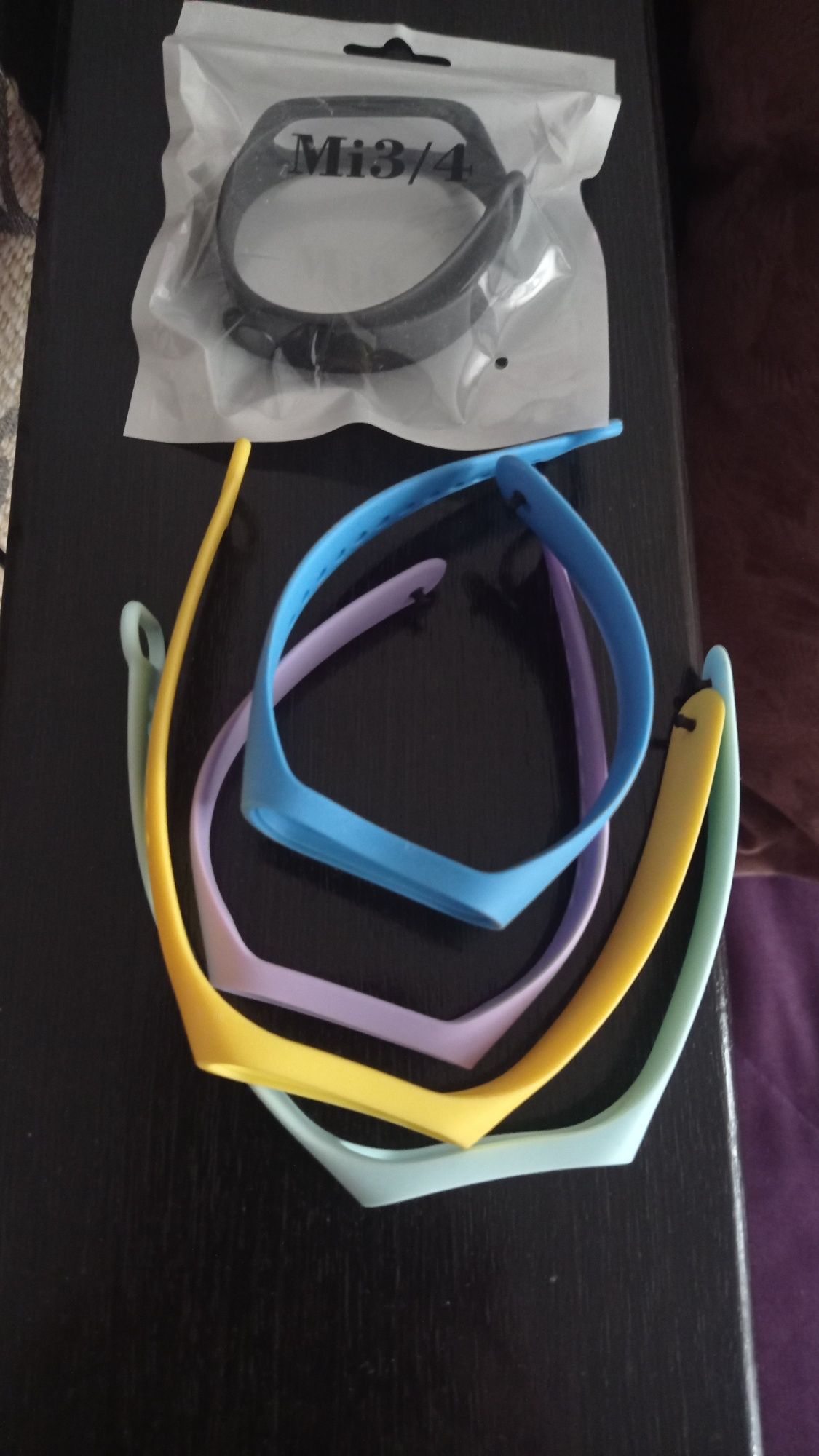 Ремешок  для  часов mi band 3 , mi band 4 .