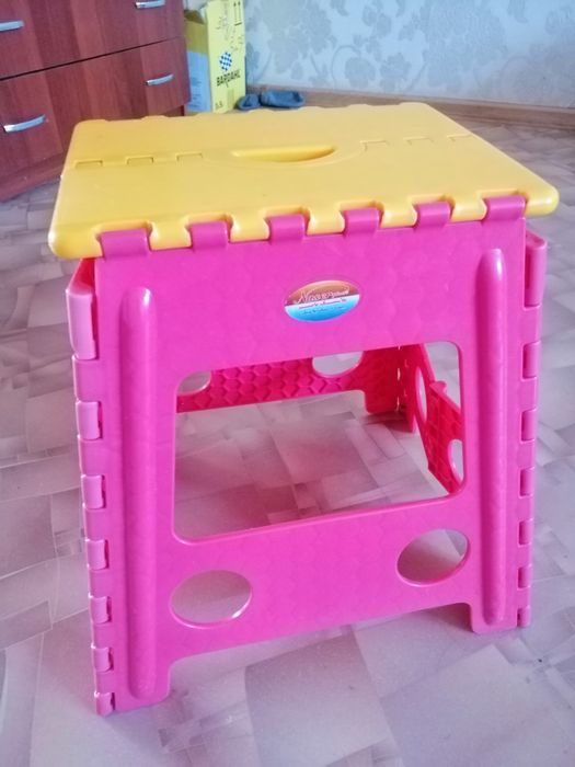 Стул складной выдержит 100 кг