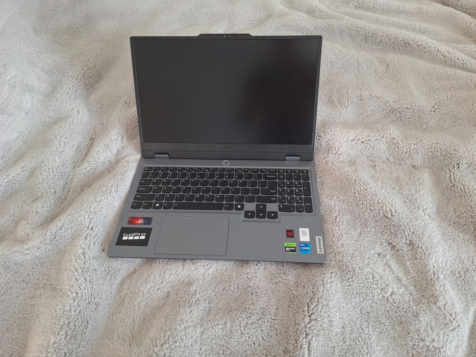 Laptop Gaming Lenovo LOQ cu RTX 3050 Intel I5 și 16 GB RAM cu garanție
