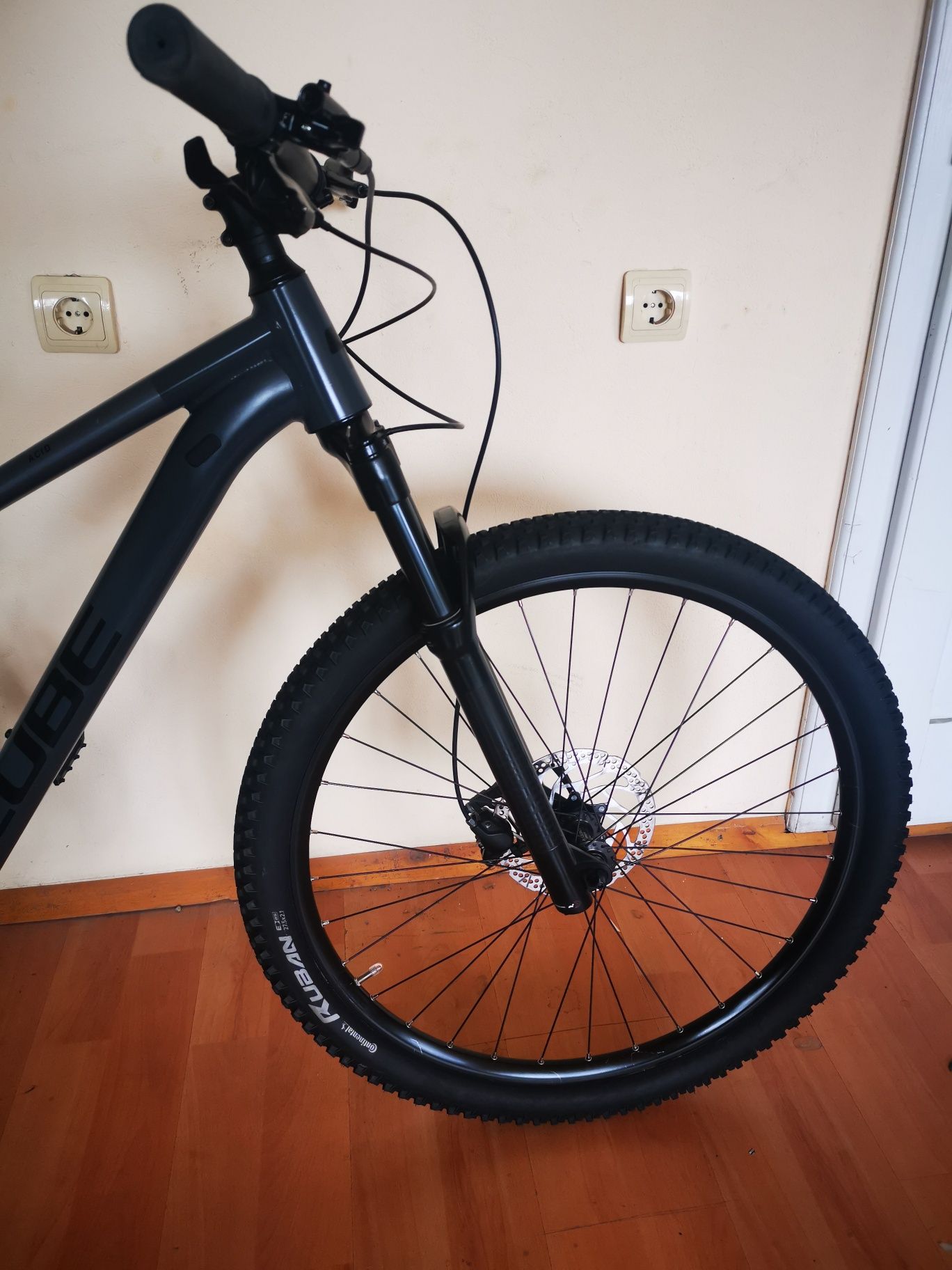 Bicicleta Mtb Cube Acid 27.5 Rock Shox