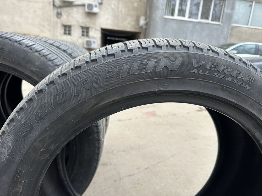 Гуми PIRELLI Scorpion - 275/45 R21