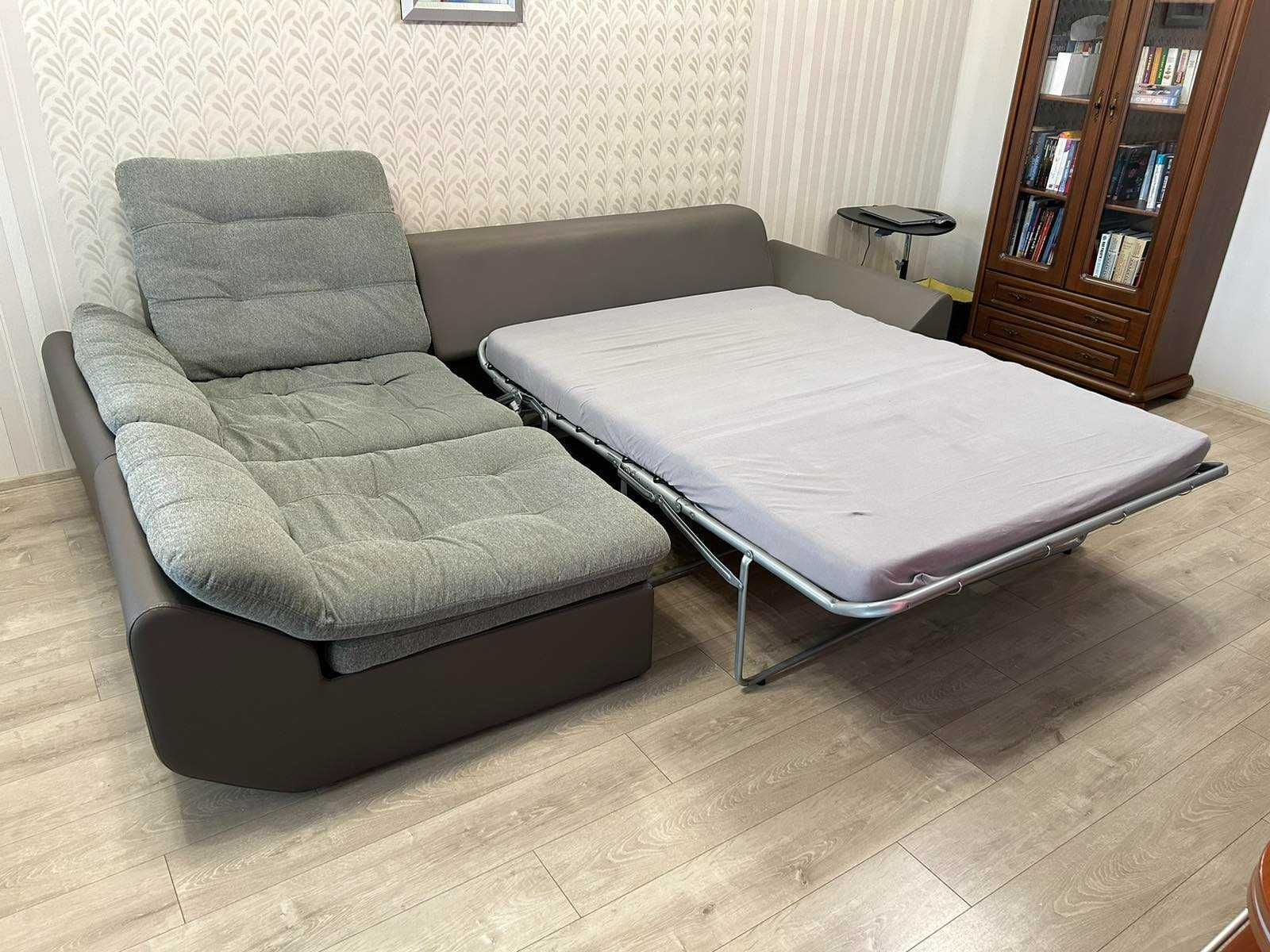 модулен диван с функция сън и ракла