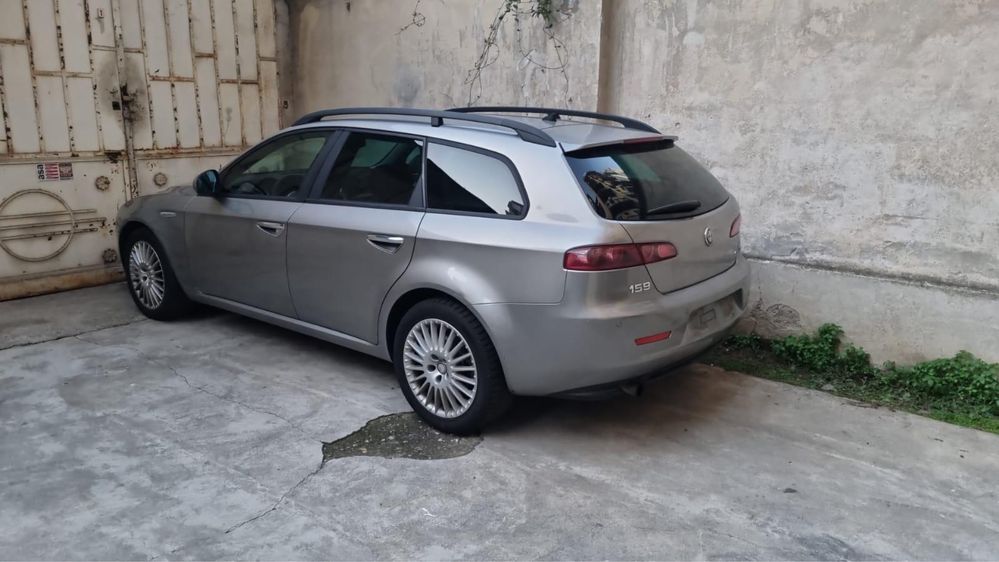 Alfa Romeo 159 combi1,9 JTDM 16V , jante aliaj, interior piele,2 chei