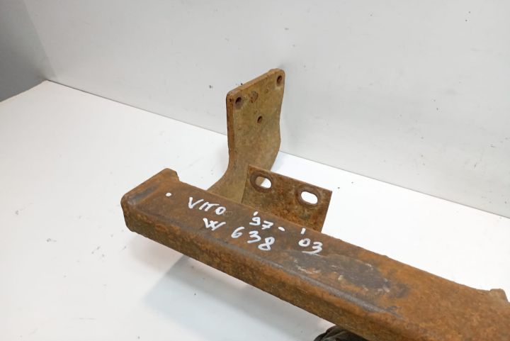 Carlig remorca Mercedes-Benz Vito W638