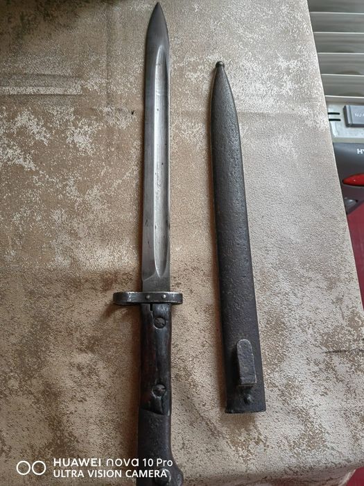 Baioneta militară veche, tip Mauser K98, Cu seria :CSZD. NEG. TEL