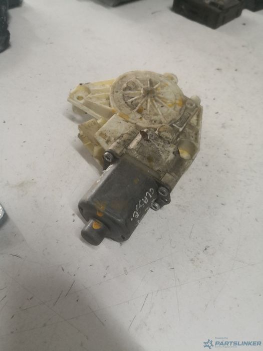 Motoras macara geam dreapta spate MERCEDES-BENZ C-CLASS (W204) [ 2007