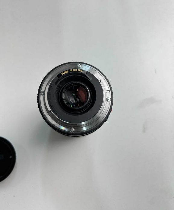 Obiectiv Canon 75-300mm 4-5.6 III