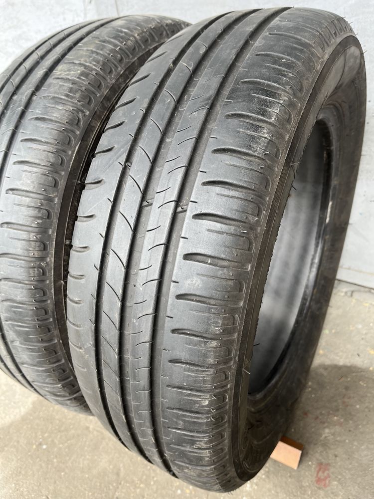 2 броя летни гуми 185/65/15 Michelin DOT 0314 5,5 mm