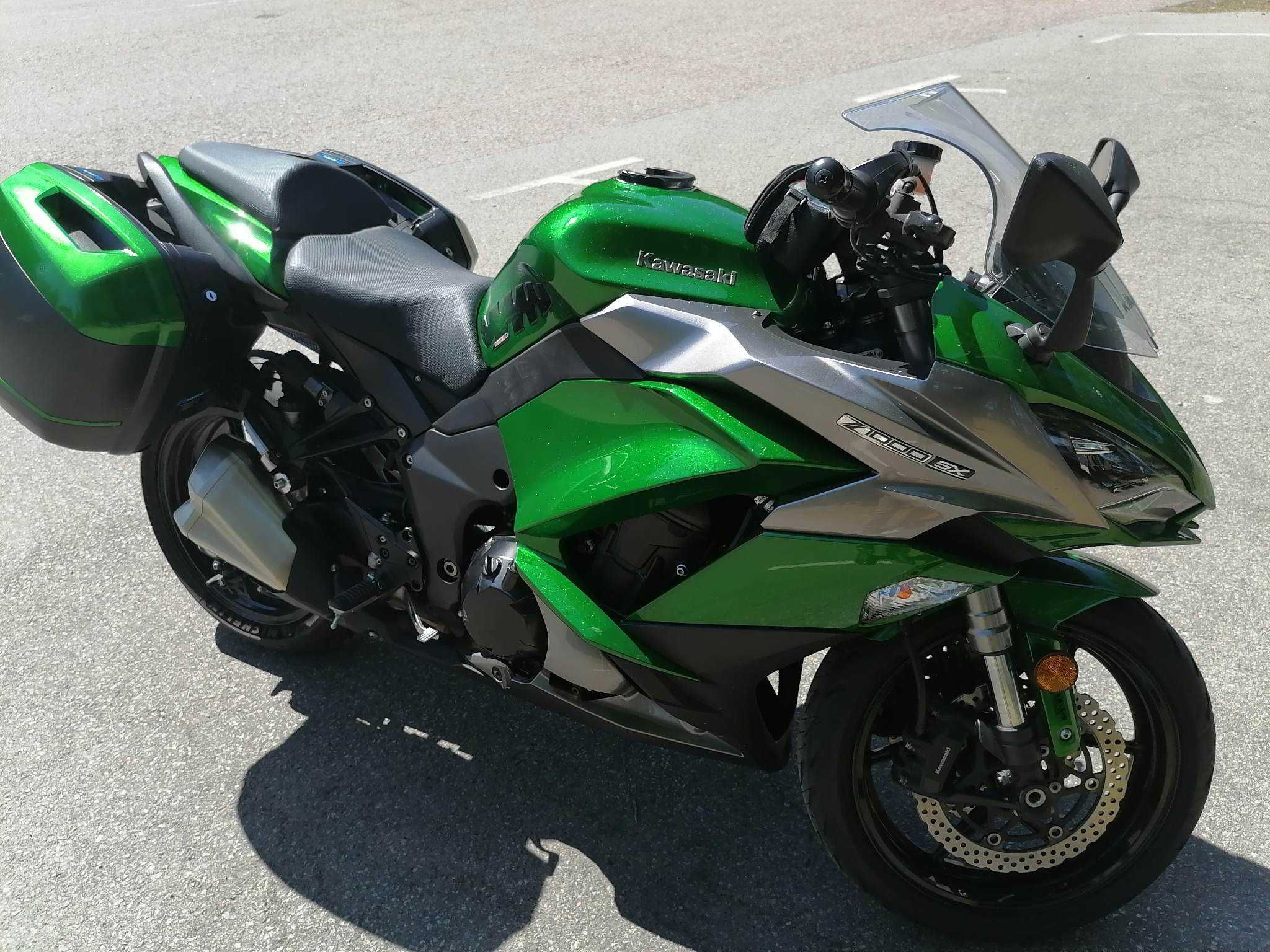 Se vinde KAWASAKI 1000