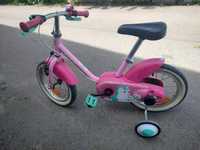 Vând bicicleta pentru fete