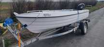 Vând barcă fibromarine 4,50 m cu motor și peridoc