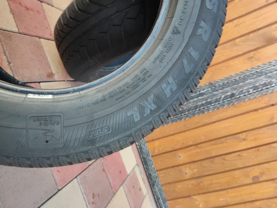2 bucăți Cauciucuri de iarna 235 65R17 108H iarnă SEMPERIT