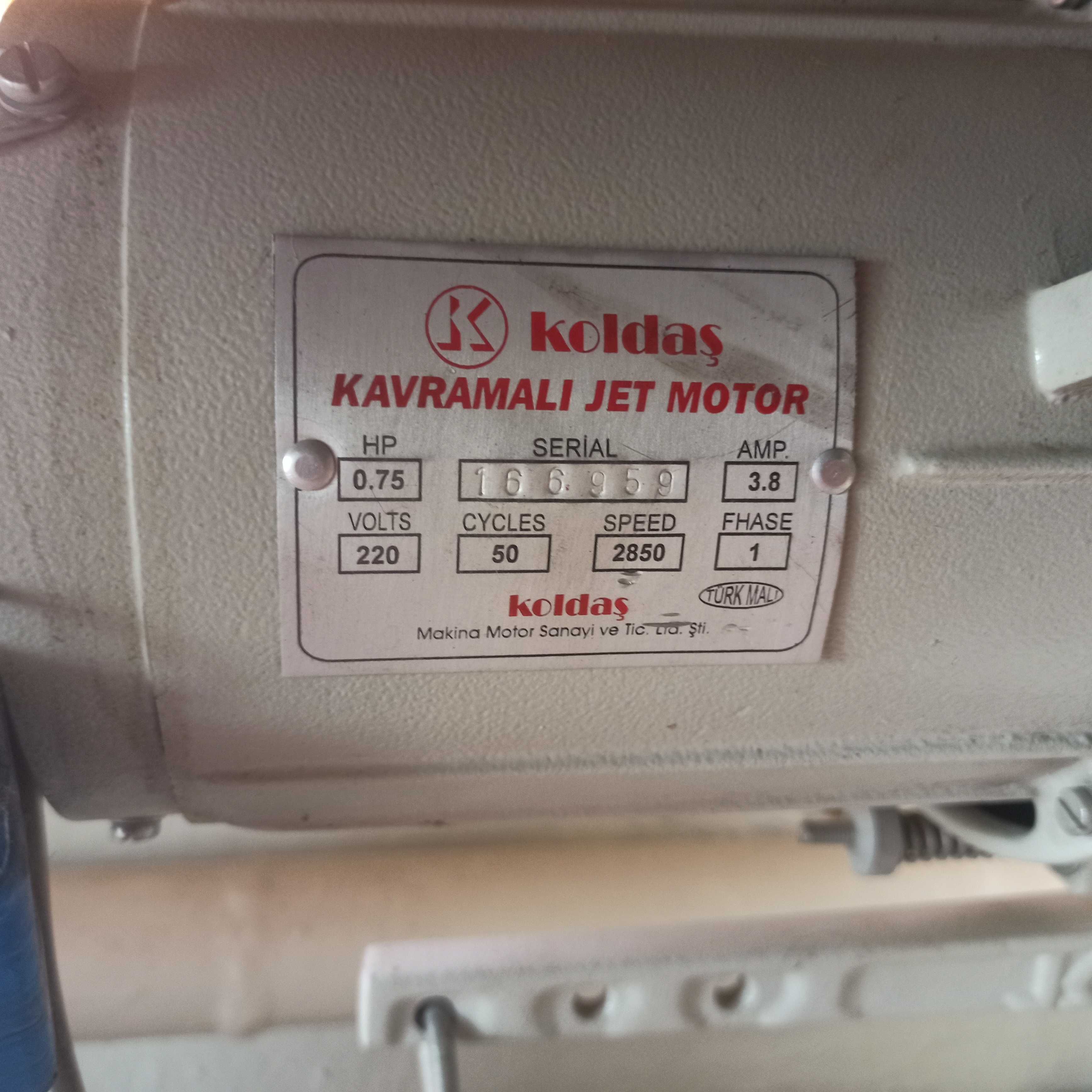 Продам швейные машинки