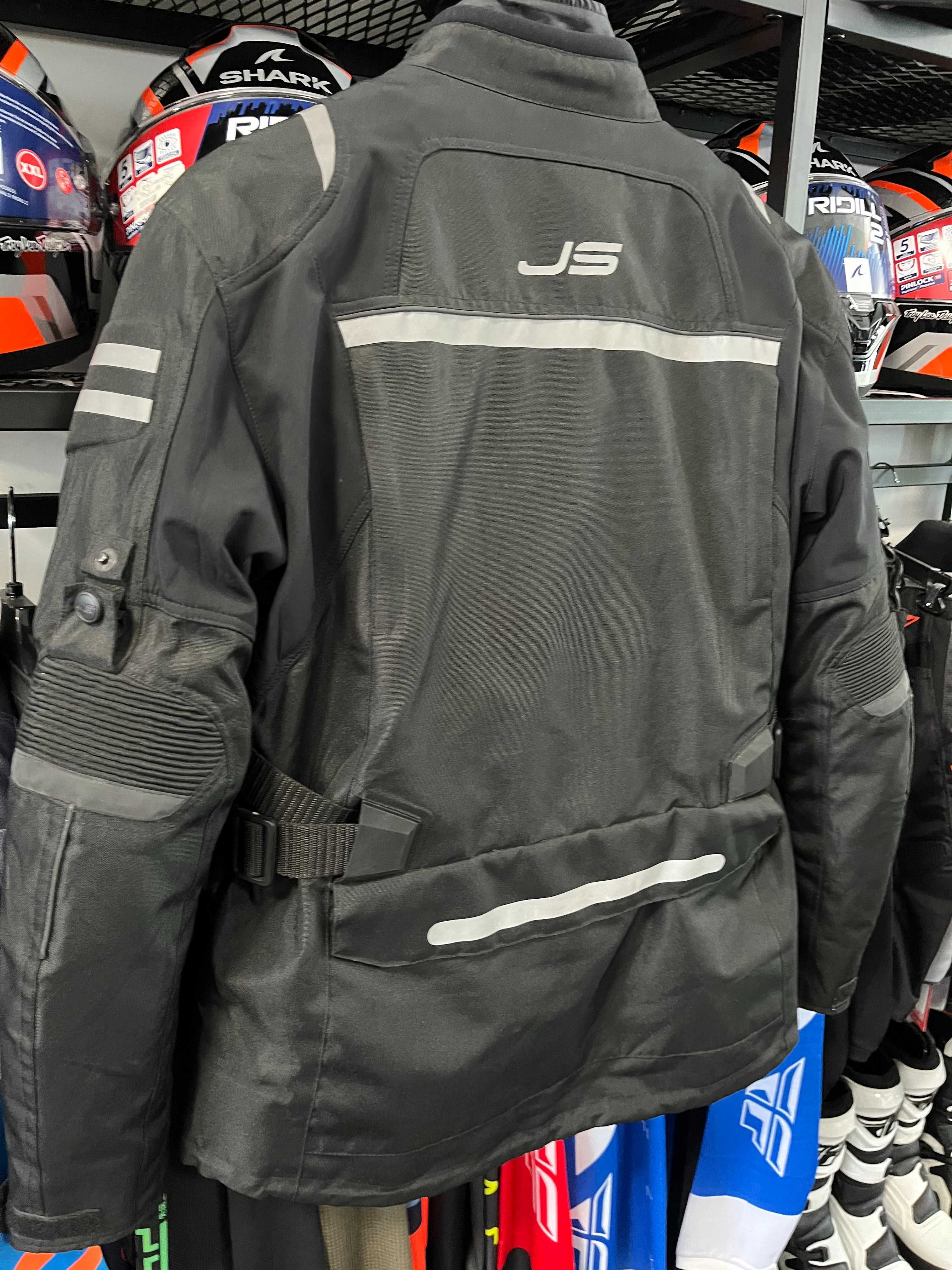 Текстилно мото яке JS RACING,размер XL-56,протектори и две подплати
