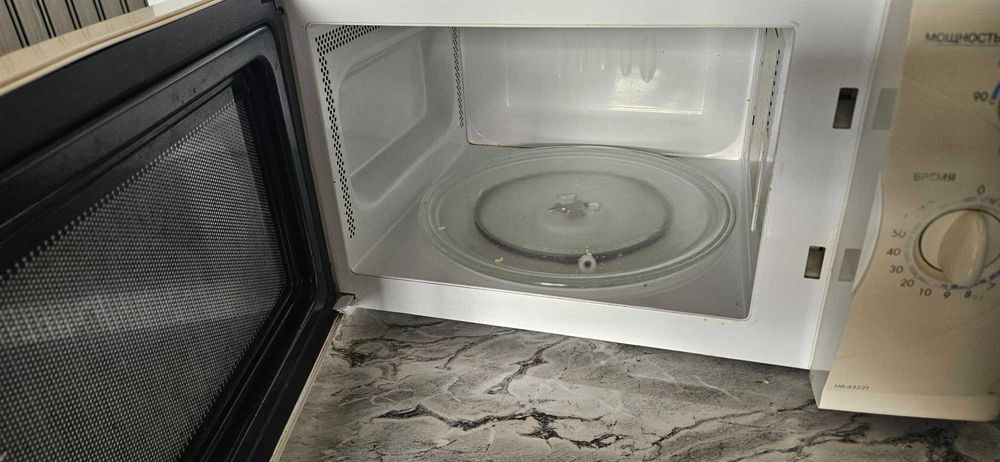 микроволновка LG