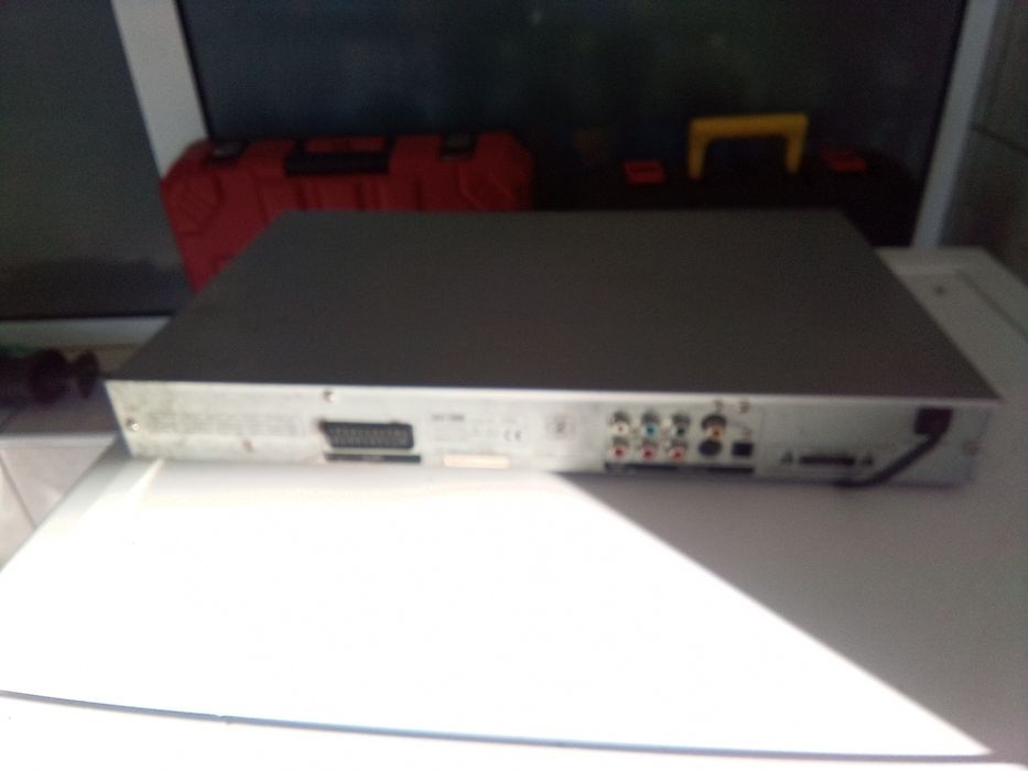 DVD player  RedStar