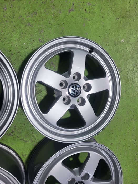 16 5x112 Vw Passat Touran Caddy Golf Skoda Seat 5х112