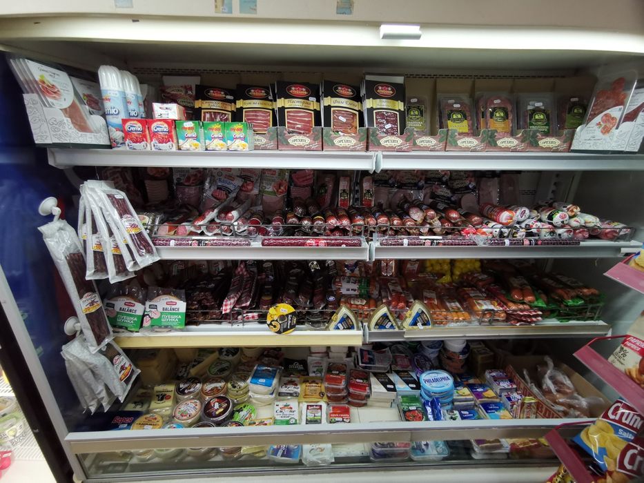 Плюсова хладилна витрина - торго