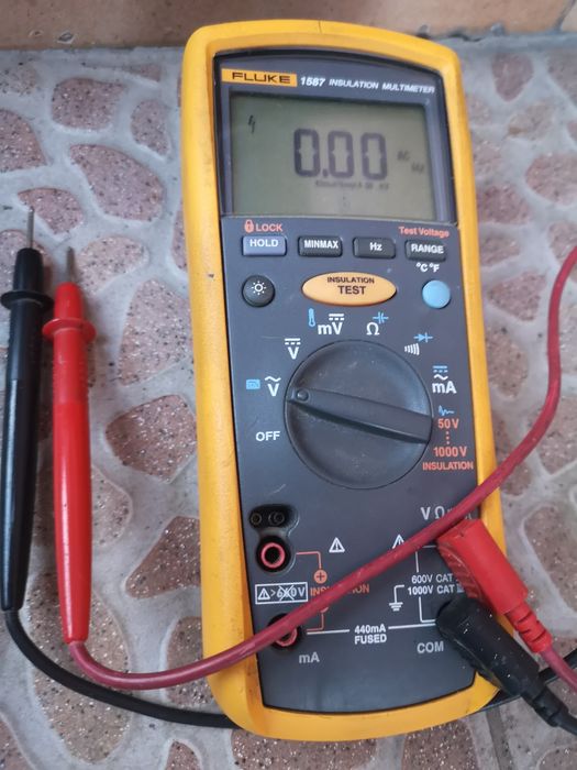 Fluke 1587 Дигитален Тестер Мултицет измерване Изолация Клещи Крипване