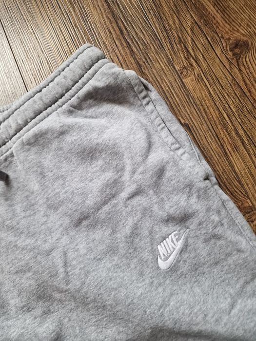 Страхотно мъжко спортно долнище NIKE размер XL