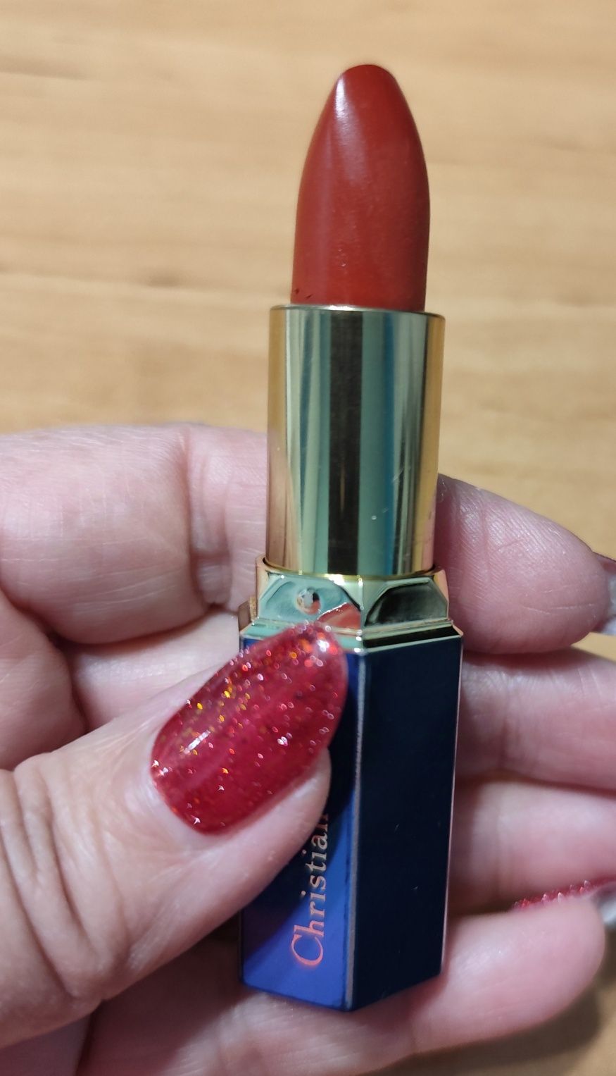 Продавам червила  DIOR Rouge Diorific Haute Couture