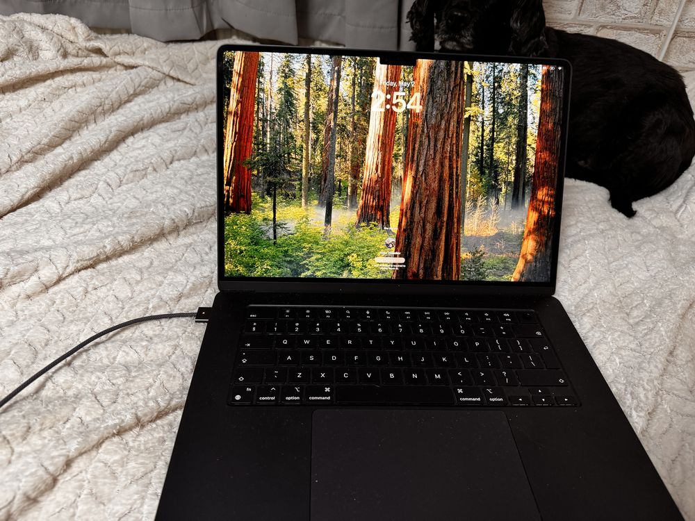MacBook Air 15 M3 2024 Midnight – Като нов, Гаранция, Топ състояние